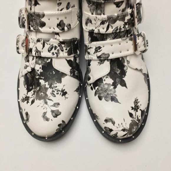 Floral Buckle Straps Studded Combat Ankle Boots - Picture 4 of 6